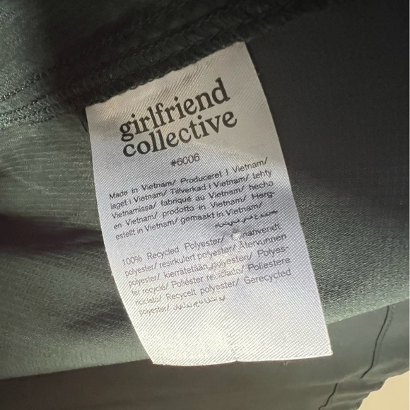 girlfriend collective Hummingbird Half Zip Windbreaker Jacket Moss Green - Picture 15 of 15